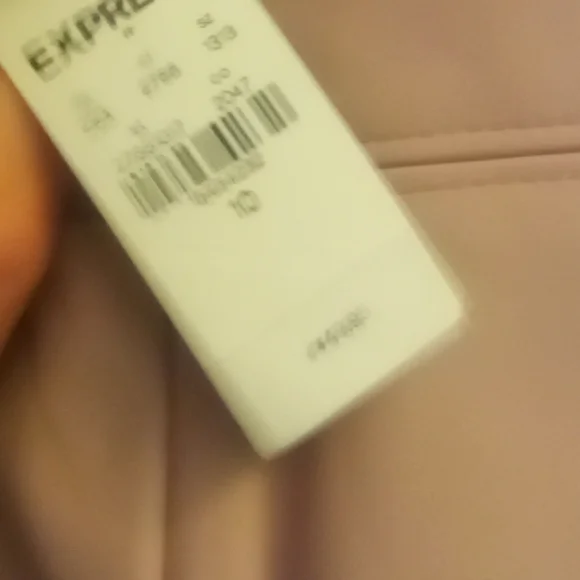 Express - Picture 2 of 3